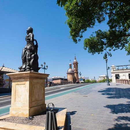 Betis Deluxe Riverside Seville Ngoại thất bức ảnh